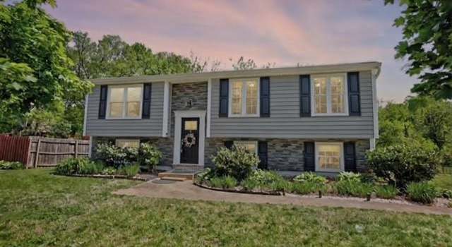 Photo of 6406 Holyoke Dr, Annandale, VA 22003