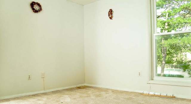 Photo of 11919 Parklawn Dr #201, Rockville, MD 20852