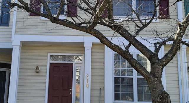 Photo of 210 Twelve Oaks Dr, Gaithersburg, MD 20878