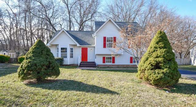 Photo of 8010 Bridgewood Ct, Fredericksburg, VA 22407
