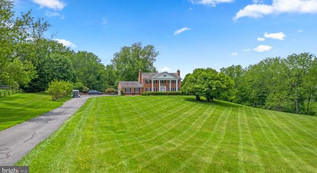 Photo of 22 Hawlings Ct, Brookeville, MD 20833