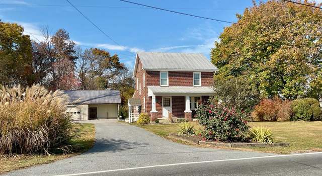 Photo of 677 Wide Hollow Rd, East Earl, PA 17519