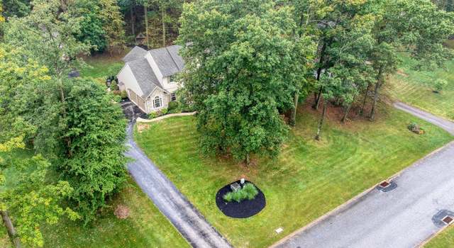 Photo of 45 Forest Ridge Ct, Red Lion, PA 17356