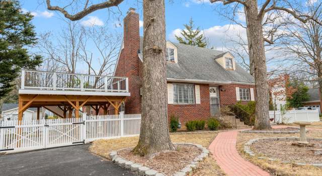 Photo of 711 Buchanan S, Arlington, VA 22204