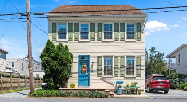Photo of 3 W Henry St, Mount Joy, PA 17552