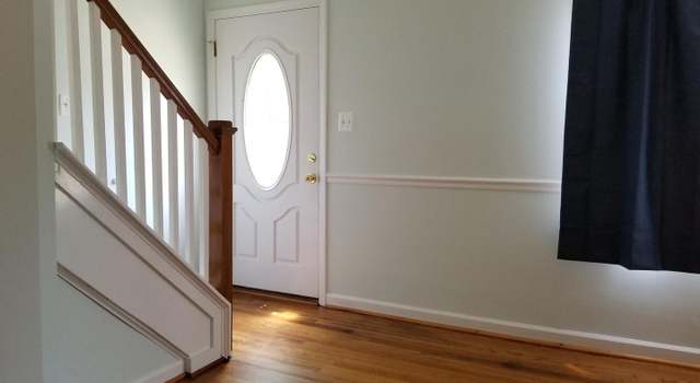 Photo of 1701 Varsity Dr, Woodbridge, VA 22191