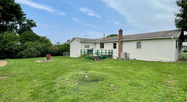 Photo of 121 Meadow Ln, Martinsburg, WV 25404