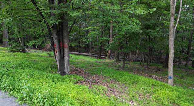 Photo of 494 Cayuga Trl, Hedgesville, WV 25427