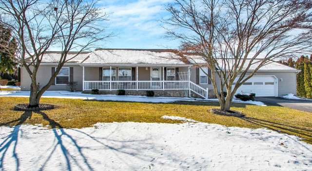 Photo of 3685 Raintree Rd, York, PA 17404
