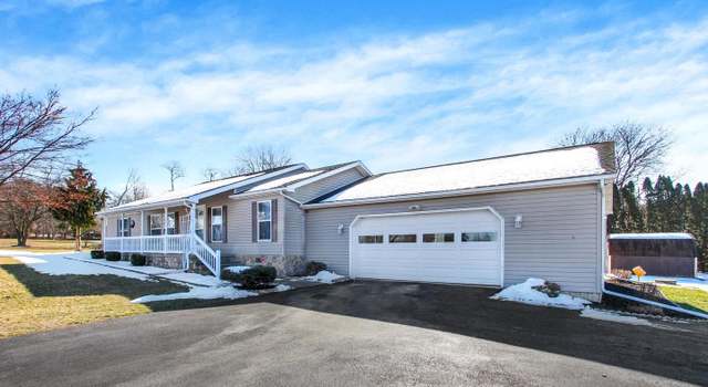 Photo of 3685 Raintree Rd, York, PA 17404