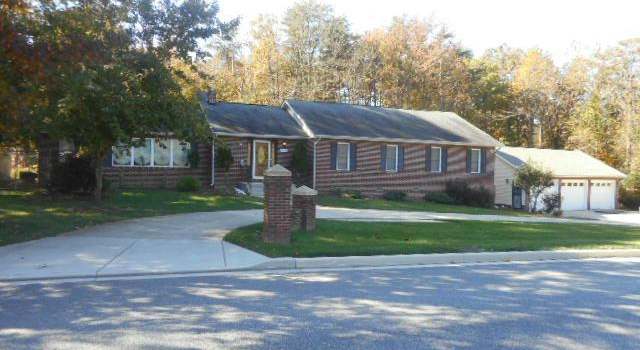 Photo of 8003 Colonial Ln, Clinton, MD 20735
