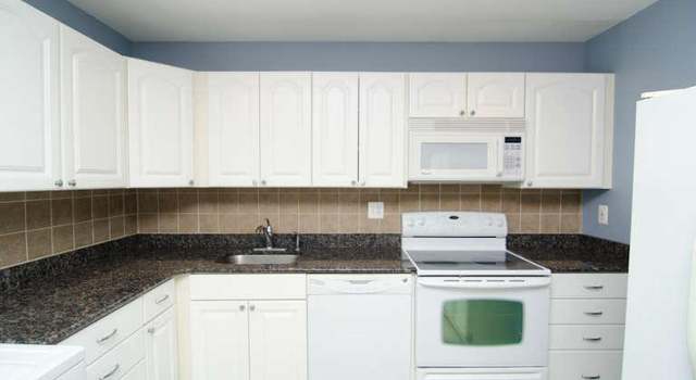 Photo of 7729 Notley Rd, Pasadena, MD 21122