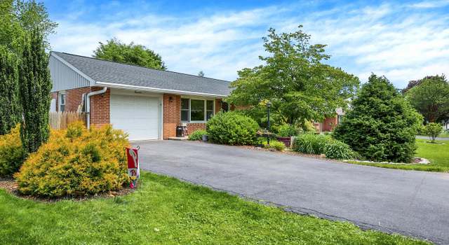 Photo of 14 Mimosa Dr, Mechanicsburg, PA 17055