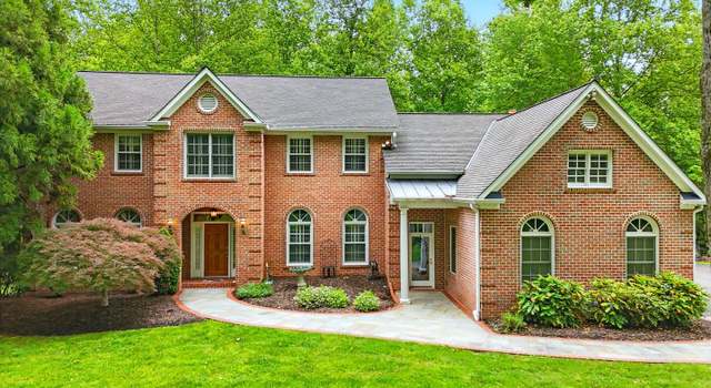 Photo of 8390 Sylvan Way, Clifton, VA 20124