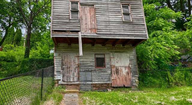 Photo of 143 Hanover St, Glen Rock, PA 17327