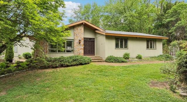 Photo of 1000 Owl Pl, Cherry Hill, NJ 08003