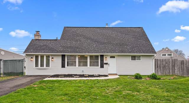 Photo of 85 Quaker Hill Rd, Levittown, PA 19057