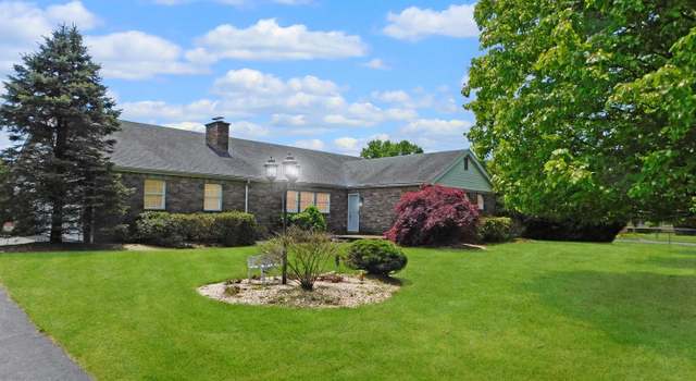 Photo of 34 Oxford St, Tamaqua, PA 18252