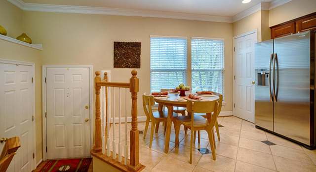 Photo of 1458 Park Garden Ln, Reston, VA 20194