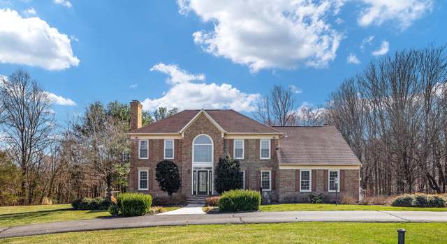 Photo of 4450 Lynn Forest Dr, Gainesville, VA 20155