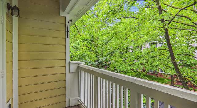 Photo of 935 Beacon Square Ct #36, Gaithersburg, MD 20878