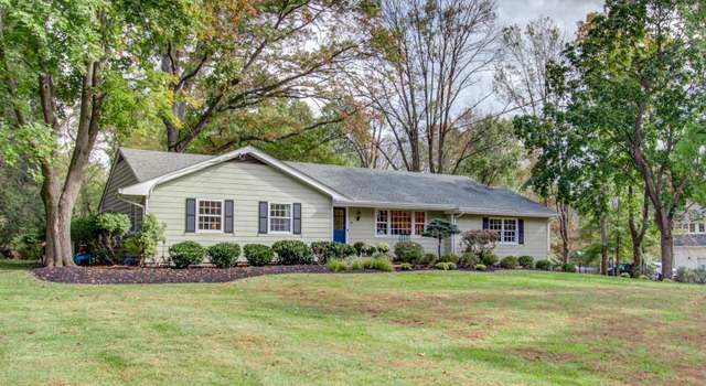Photo of 107 Pierson Dr, Pennington, NJ 08534