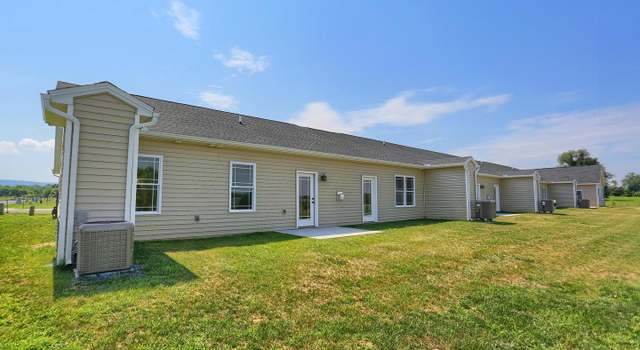 Photo of 107 Blackbird Ln, Shippensburg, PA 17257