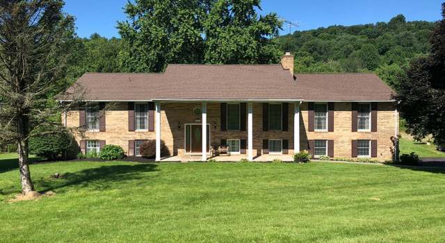 Photo of 3847 Sams Creek Rd, New Windsor, MD 21776