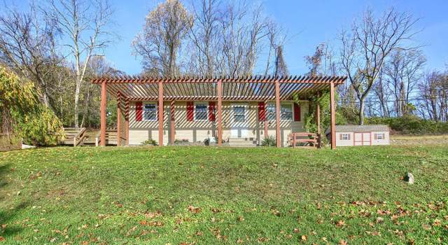 Photo of 29 Keener Rd, Reinholds, PA 17569