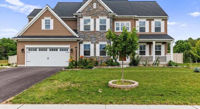 Photo of 106 Berkshire Dr, Carlisle, PA 17015