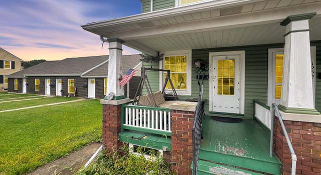 Photo of 126 3rd St, Hanover, PA 17331
