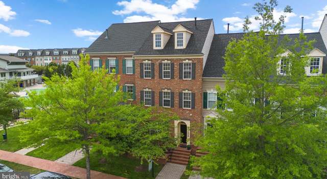 Photo of 12928 Clarks Crossing Dr, Clarksburg, MD 20871