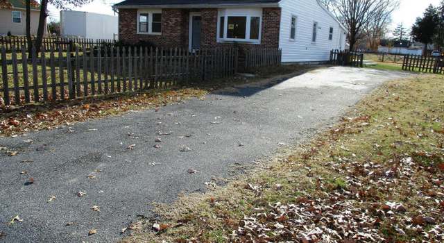 Photo of 1009 Hilltop Rd, Glen Burnie, MD 21060