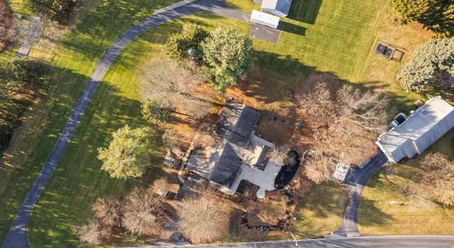 Photo of 6239 Glen Rd, Coopersburg, PA 18036