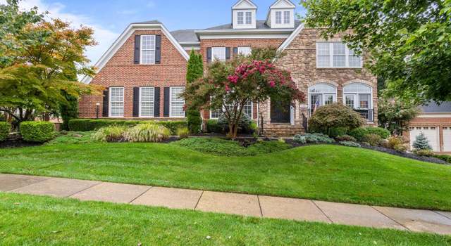 Photo of 18951 Canoe Landing Ct, Leesburg, VA 20176