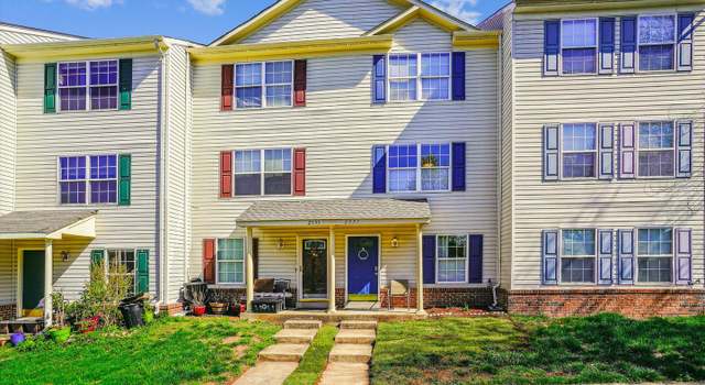 Photo of 2557 Peter Jefferson Ln, Herndon, VA 20171
