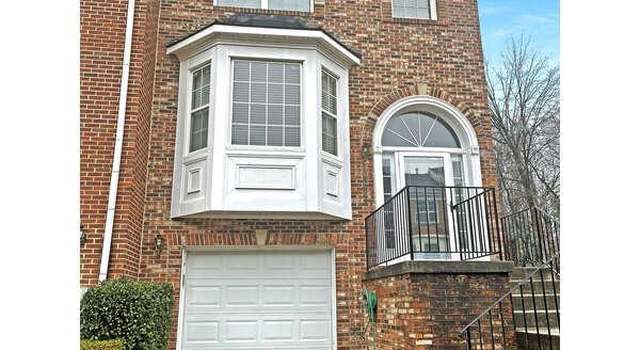 Photo of 18624 Carriage Walk Cir, Gaithersburg, MD 20879