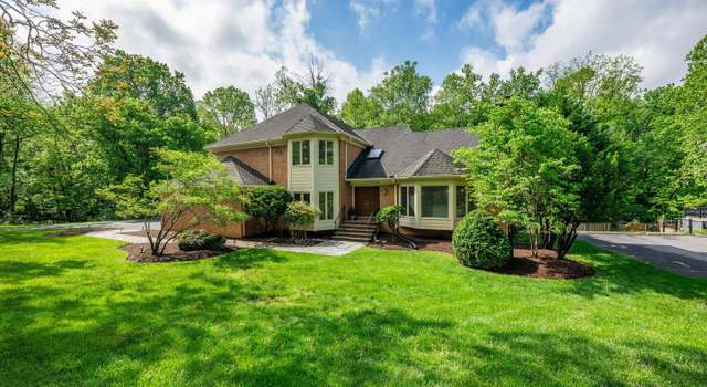 Photo of 10514 Macarthur Blvd, Potomac, MD 20854