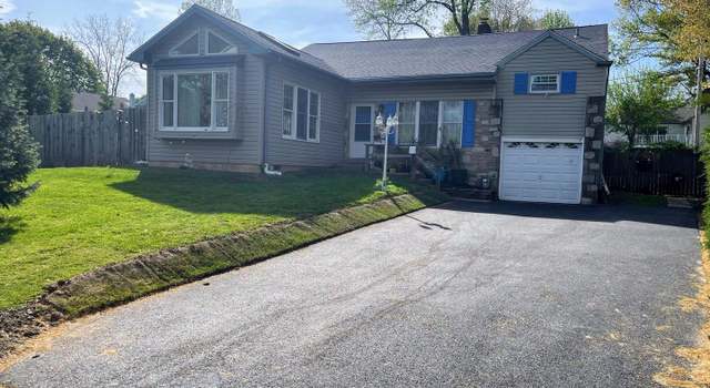 Photo of 60 Hamilton Dr, Warminster, PA 18974