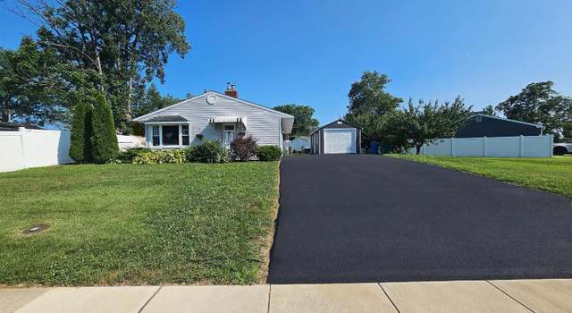 Photo of 72 Basswood Rd, Levittown, PA 19057