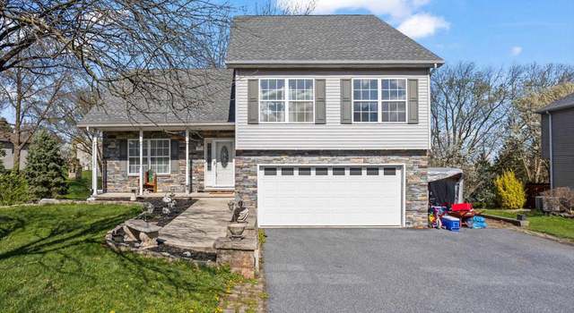 Photo of 530 Big Sky Dr, Etters, PA 17319