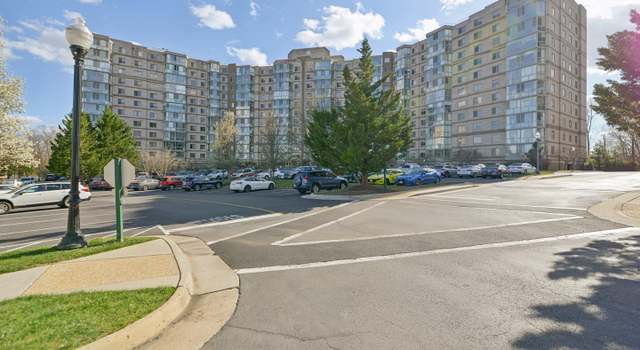 Photo of 19375 Cypress Ridge Ter #804, Leesburg, VA 20176
