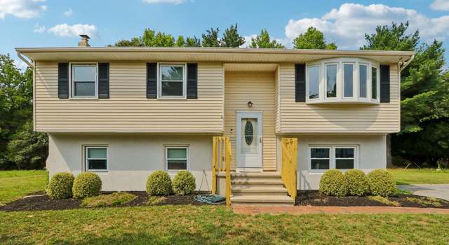 Photo of 44 Oaklyn Ter, Elmer, NJ 08318