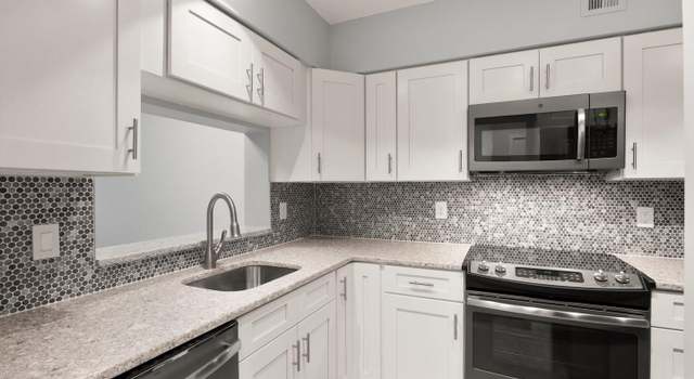 Photo of 1805 Crystal Dr Unit 215S, Arlington, VA 22202