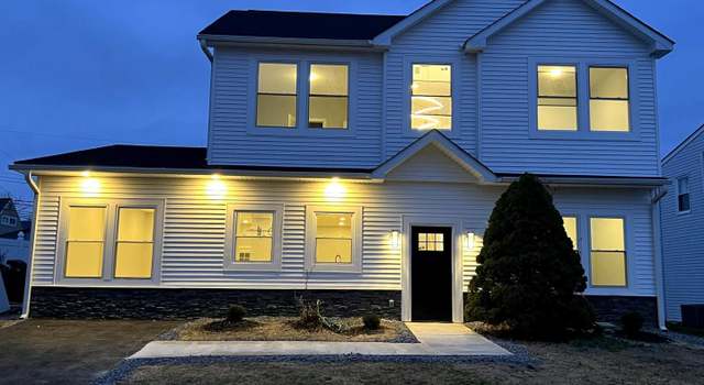 Photo of 16 Alder Ln, Levittown, PA 19055