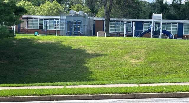 Photo of 906 Crestwick Rd, Towson, MD 21286