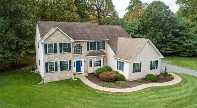 Photo of 15 Kailey Ct, Glenmoore, PA 19343