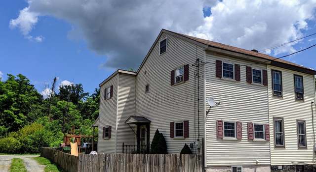 Photo of 172 N Tulpehocken St, Pine Grove, PA 17963