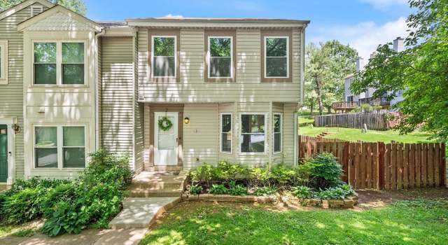 Property at 2 Aviary St, Warrenton, VA 20186, 3 beds, 3.5 baths
