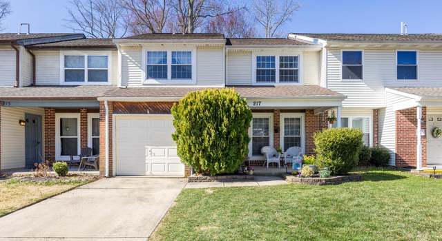 Photo of 217 Foxwood Ln, Marlton, NJ 08053